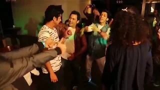 Sumedh & Vishal Suprb Dance in Reem Sameer Birthday Party On Road || Must Watch