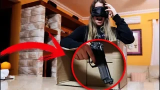 MI HERMANA CON UNA PISTOLA !!!|FIXFIVE