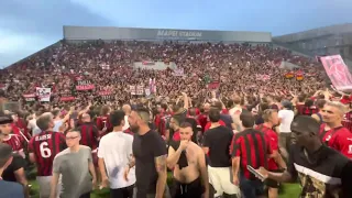 Pioli is on firE   FREED FROM DESIRE  AC MILAN FANS celebrate on Sassuolo Mapei Stadium