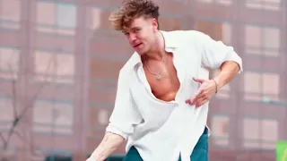 Freestyle Dancing    Slavik Pustovoytov - COFL