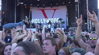 HOLLYWOOD UNDEAD!!! LOUDER THAN LIFE. Mosh Pit Crowd Surfers AMERICAN MOSH PITS Partial set