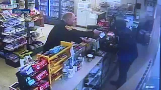 Right place, right time: Video captures Off-duty lieutenant stopping robbery