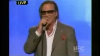 Mickey Rourke Gives The Best Acceptance Speech