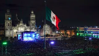 Fiesta popular mexicana por el 212 Aniversario de la Independencia de México