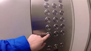 Странные лифты у нас в доме