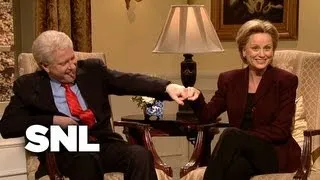 Bill and Hillary Cold Open: Tax Returns - Saturday Night Live