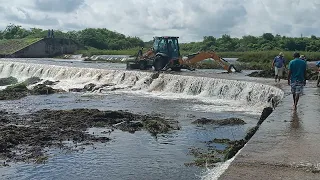 E MUITA LUTA NO SANGRADOR DO AÇUDE MUQUÉM EM CARIÚS CEARÁ HOJE 24.04.2024