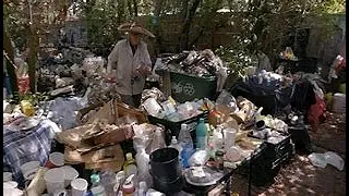 Hoarders Episode Trailer, Carl's hoard is one of the worst in Florida | read desc |