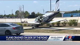 Plane crashes along side of Apopka road