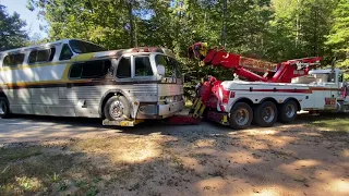 Scenicruiser visit and breakdown.  Raining shot gun pellets on the property