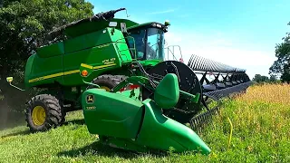 Harvesting Oats with a John Deere 9770 Sidehill Combine! (2023 Harvest Season)