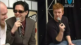 Queens of the Stone Age acoustic @ Channel V, 2003 + Interview