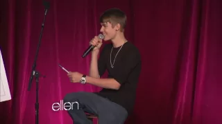 Justin Bieber Answers a Question About Selena!