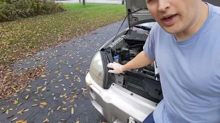 How to Replace a Head Light Bulb on a Hyundai Tucson (2005 - 2013)