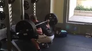 squat 140kg*6reps 75kg body-weight