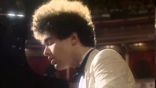 Evgeny Kissin plays Chopin (Live)