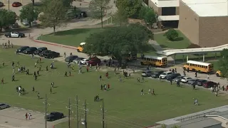 Classes canceled at Klein Forest High School after bomb threat; student in custody, district says