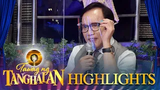 Rey Valera suddenly becomes emotional after hearing his song | Tawag ng Tanghalan