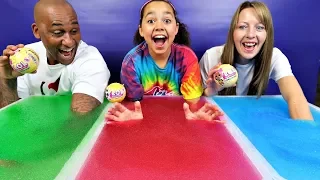 Gelli Baff Toy Challenge Game! LOL Surprise Dolls Confetti Pop | Toys AndMe