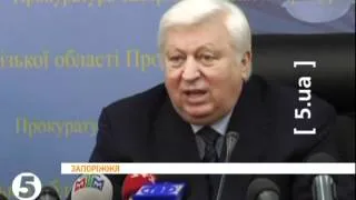 Пшонка: Тимошенко не буде лікуватися за кордоном