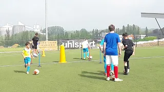 STAGE DE FOOT AU FC GENAPPE DU 9 MAI TRAVAIL DE DRIBBLES (1)