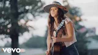 Maggie Baugh - Honey Be (Official Music Video)