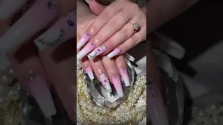 nail design for wedding ombre pink and white with flowers and glitter rhinestones❤️💎👰🏼‍♀️💍💅💃