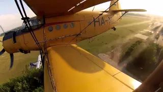 Szúnyogirtás AN-2 -vel (aerial mosquito control)