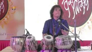 LIVE: Ustad Zakir Hussain - NON STOP Tabla A Very Nice Performance !!!