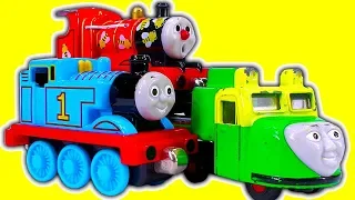 Thomas The Tank Collection 22 Nice Classic Toys & Thomas Wood