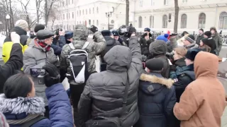 В Москве полиция разогнала акцию в поддержку политзаключенных