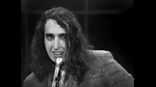 Tiny Tim - Tiptoe Through The Tulips (February 5, 1968)