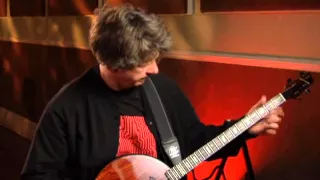 The Hollies Remember - Tony Plays "Stop Stop Stop" with banjo