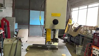 Startrite 24-V-10 Vertical Bandsaw with Welder and Grinder