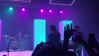 The 1975 // A CHANGE OF HEART // (Live at Rapids Theatre)