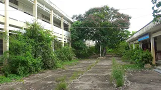 Darkness and Cold Cover the Abandoned School After the Pandemic