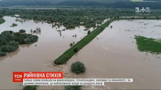 На Прикарпатті та Буковині випали найпотужніші опади за останні 20 років