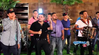 Los Elementos De Culiacan Ft Lenin Ramirez &  Banda La Conquista-  Cuando Niño (En Vivo 2015)