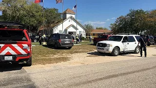 26 Tote, viele Verletzte bei Schießerei in Kirche in Texas