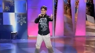 1ª Actuación de Abraham Mateo (8 años) en Menuda Noche