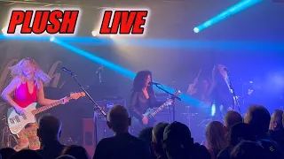 Plush LIVE in Concert