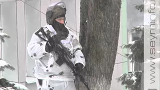 В центре Курска обезвредили условных террористов
