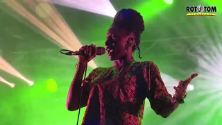 JAH9 sings STEAMMERS A BUBBLE live @ Rototom Sunsplash 2019