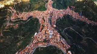 In Italy there is one place which looks like human and it is very amazing!