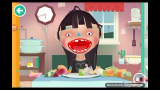 making more disgusting food in Toca kitchen 2