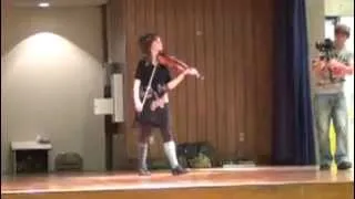 Lindsey Stirling - Transcendence (School) In Live