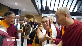 HH the Sakya Trichen arrived at Seattle airport..