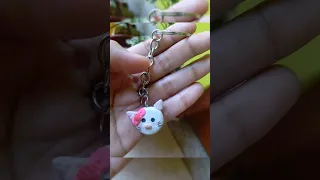 Easy hello kitty keychain||#ytshorts #youtubeshorts #diy #craft #cute #gift #hellokitty