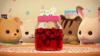 Sweet Sweet Berries! 🍓Mini Episodes | Calico Critters