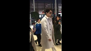 迪玛希Dimash, [20200116] At Shanghai airport（From Shanghai to Beijing ）